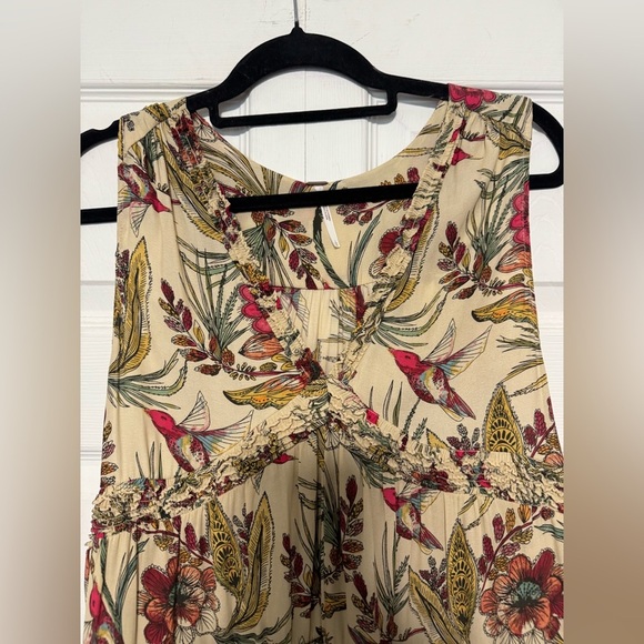 Free People Floral Tunic in Red and Cream - Picture 6 of 7